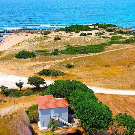 Romanos Beach Villas エクステリア 写真