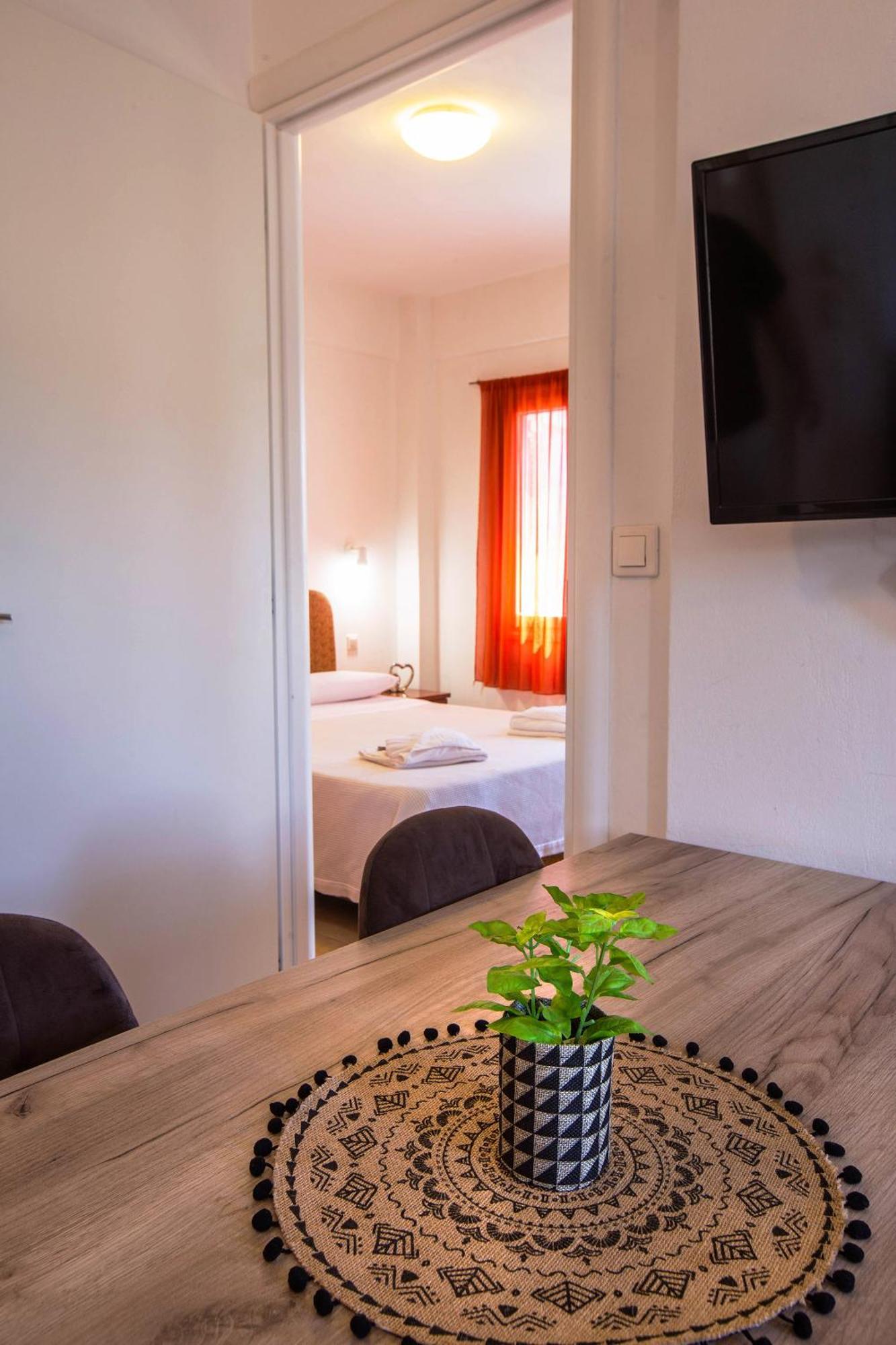Romanos Beach Villas エクステリア 写真