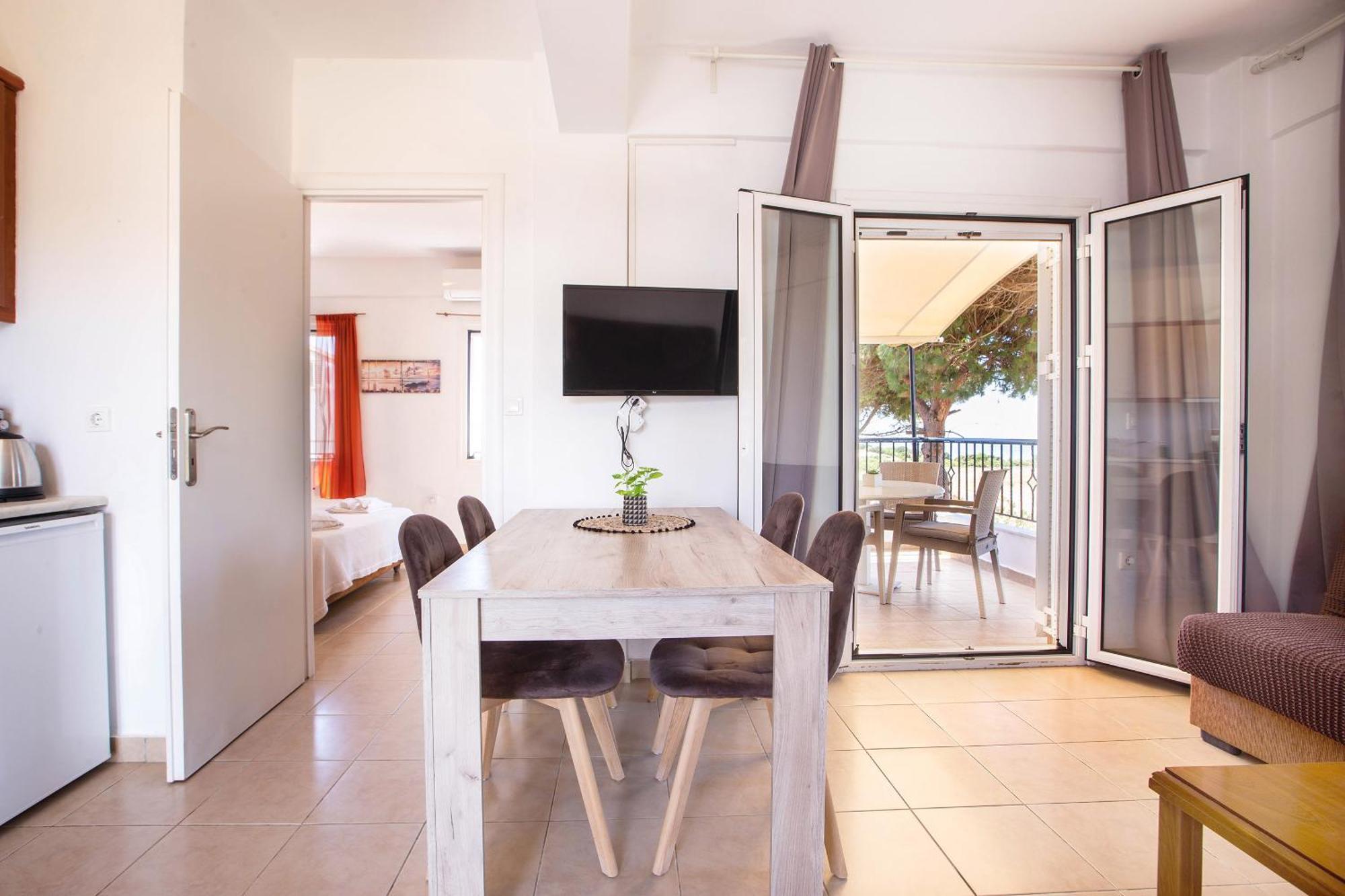 Romanos Beach Villas エクステリア 写真